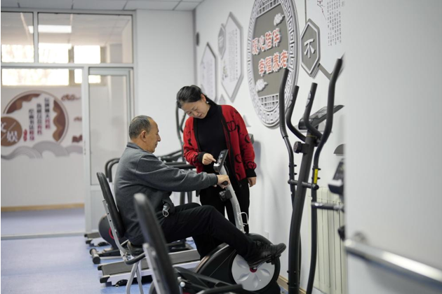 華瓴君與您一起學(xué)習(xí)——以習(xí)近平同志為核心的黨引導(dǎo)中國經(jīng)濟(jì)穩(wěn)中求進(jìn)開新局